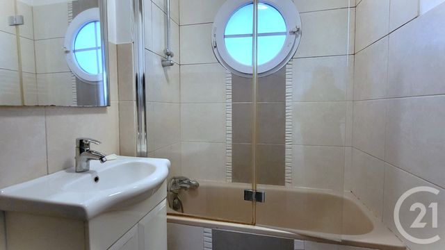 Appartement F2 à vendre - 2 pièces - 30.23 m2 - EPERNON - 28 - CENTRE - Century 21 Universal Demeure